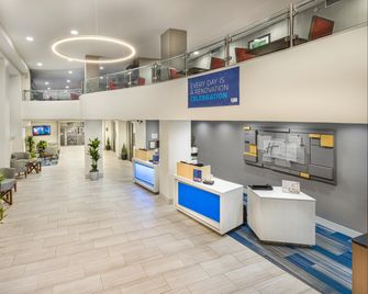 Holiday Inn Express & Suites Atlanta Downtown By IHG - Atlanta - Lobby