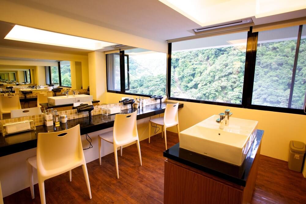 سبرينج سبا هوتل