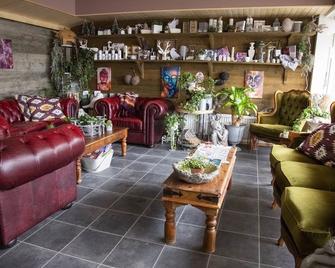 Blómasetrið Homestay - Borgarnes - Lounge
