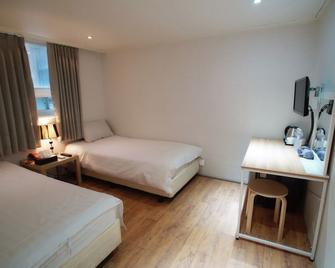 Urbanstay Boutique Ikseon - Seoul - Bedroom