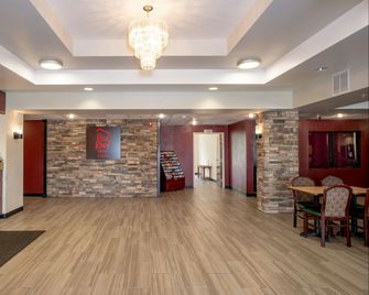 Red Roof Inn & Suites Indianapolis Airport - Indianapolis - Accueil