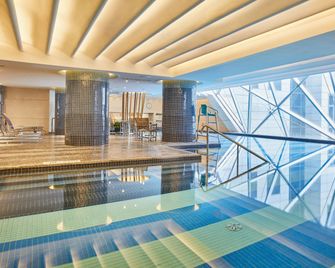 The Westin Bund Center, Shanghai - Shangai - Piscina