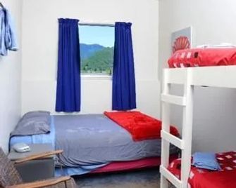 Fat Cod Backpackers - Picton - Camera da letto