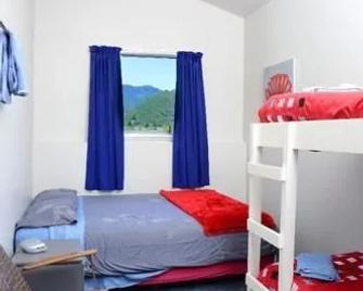 Fat Cod Backpackers - פיקטון - חדר שינה