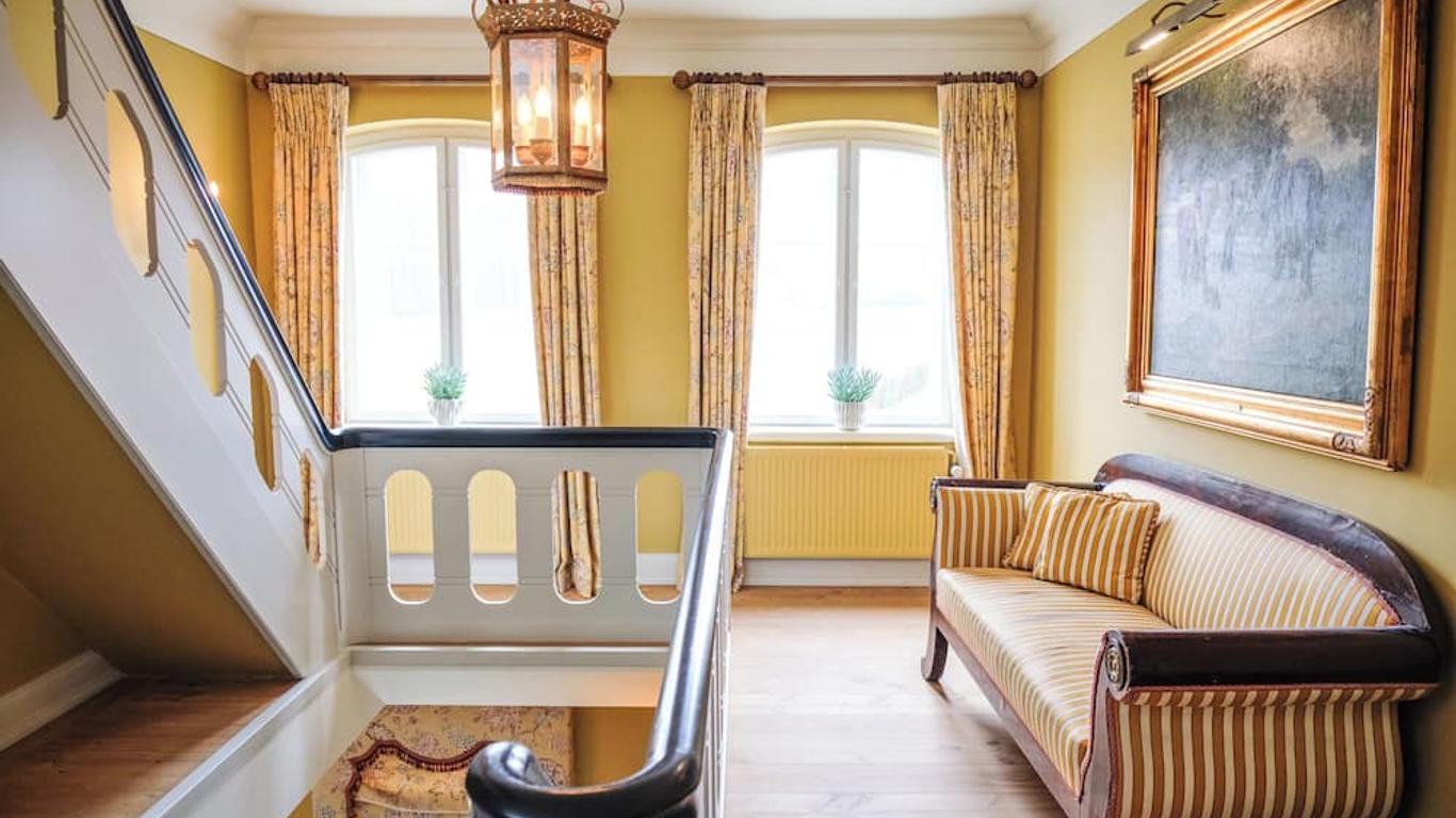 هوتل بالتيك