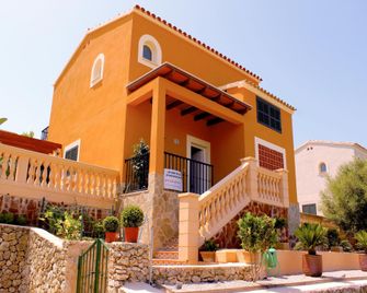 Detached House With Private Pool Near the Beach - Porto Cristo - Gebäude
