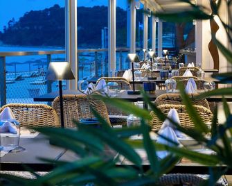 Ammon Zeus Luxury Beach Hotel - Kallithea - Restaurant