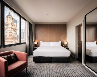 DoubleTree by Hilton Melbourne Flinders Street - מלבורן - חדר שינה