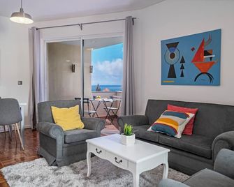 Luxury View Apartment Funchal - Funchal - Sala de estar