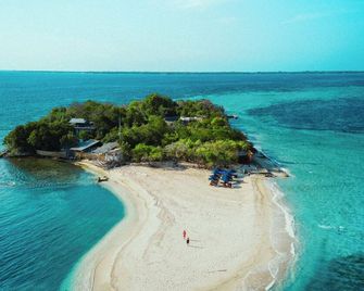Isla Corona - Isla Grande del Rosario