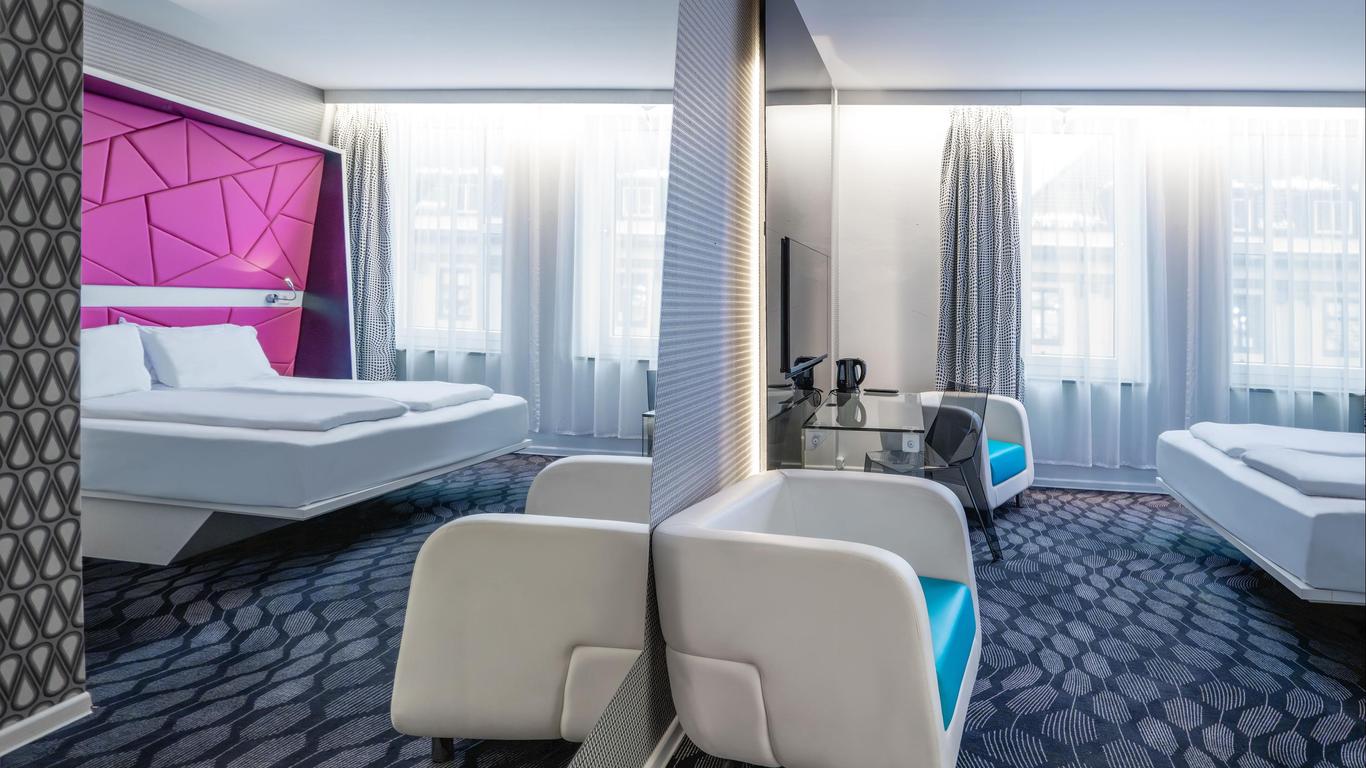 Magic Hotel Xhibition