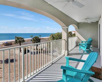 Beach Destiny by Pristine Properties - Mexico Beach - Balcón