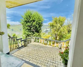 House of Leisure - Nuwara Eliya - Balkon