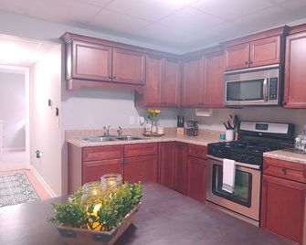 Lake Lanier Home Away From Home - Cumming - Keuken