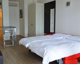 Villa Treccani Apartments - Malcesine - Bedroom