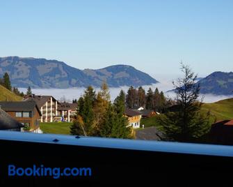 Caschu Alp Boutique Design Hotel Stoos - Morschach - Edificio