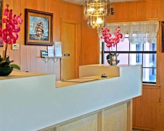 American Dream Inn - Elk City - Рецепція