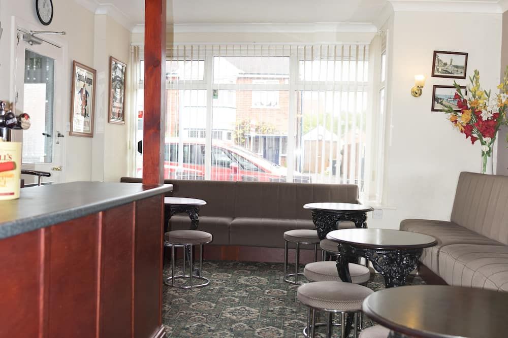 The Northdale Hotel Ltd - סקגנס - טרקלין