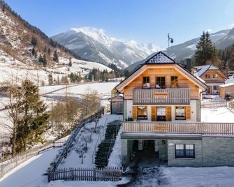 Luxury flat with shared sauna - Donnersbachwald - Building