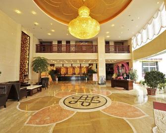 Shangri-La Original Density Hotel - Dêqên - Lobby