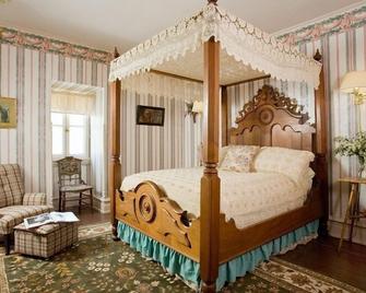 Garth Woodside Mansion Bed and Breakfast - Hannibal - Soveværelse