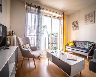 Le Petit Joyau - 1 Chambre - Brive-la-Gaillarde - Living room