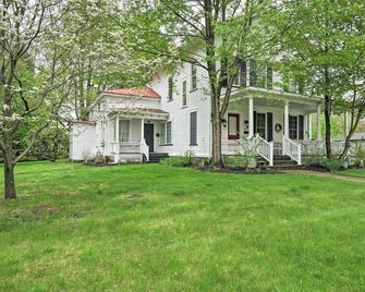 Romantic Country Apt by Lake Erie And Wi - Westfield - Edificio