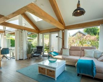 Zonnedorp 6 holiday villa with modern atmospheric decor - Renesse - Living room