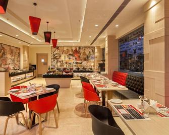 Red Fox by Lemon Tree Hotels, Alwar - Alwar - Restaurant