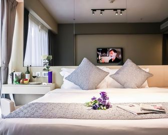 Eco Tree Hotel Causeway Bay - Hong Kong - Bedroom