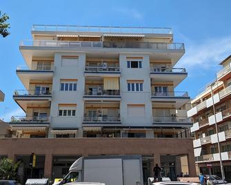 Ostia centro a due passi dal mare - Lido di Ostia - Bâtiment