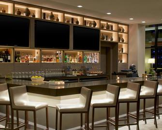 AC Hotel by Marriott Seattle Bellevue/Downtown - Bellevue - Bar