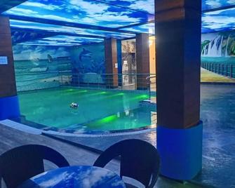 Hotel Mannat International - Digha - Басейн