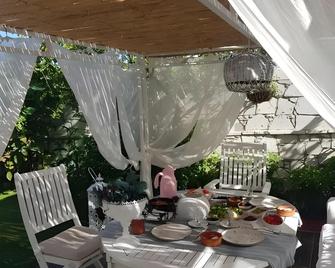 Villa Sunset Butik Otel - Cesme - Patio