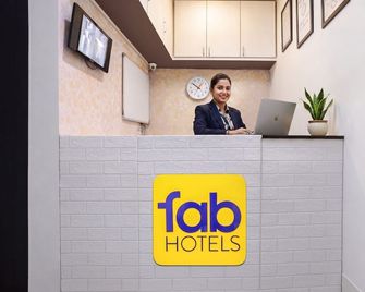 Fabhotel Marvey Residency - Mumbai - Front desk