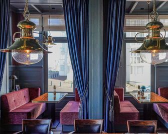 Boulevard Hotel Scheveningen - Haia