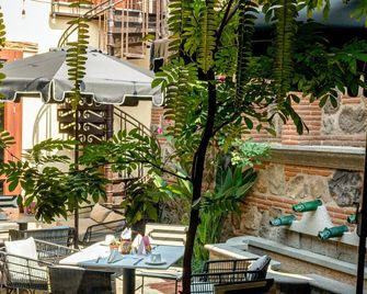 Mestizo Antigua - Antigua - Patio