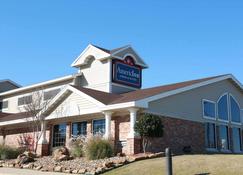 Americinn By Wyndham Mcalester - McAlester - Κτίριο