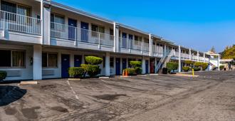 Motel 6 Concord, CA - Concord