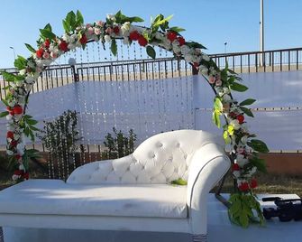 Royal Nj Hotel - Borg El Arab - Building