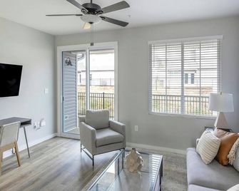 Landing Stunning 2bd Clubhouse Gym - Madison