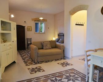 Corte Dei Salentini - Carpignano Salentino - Living room