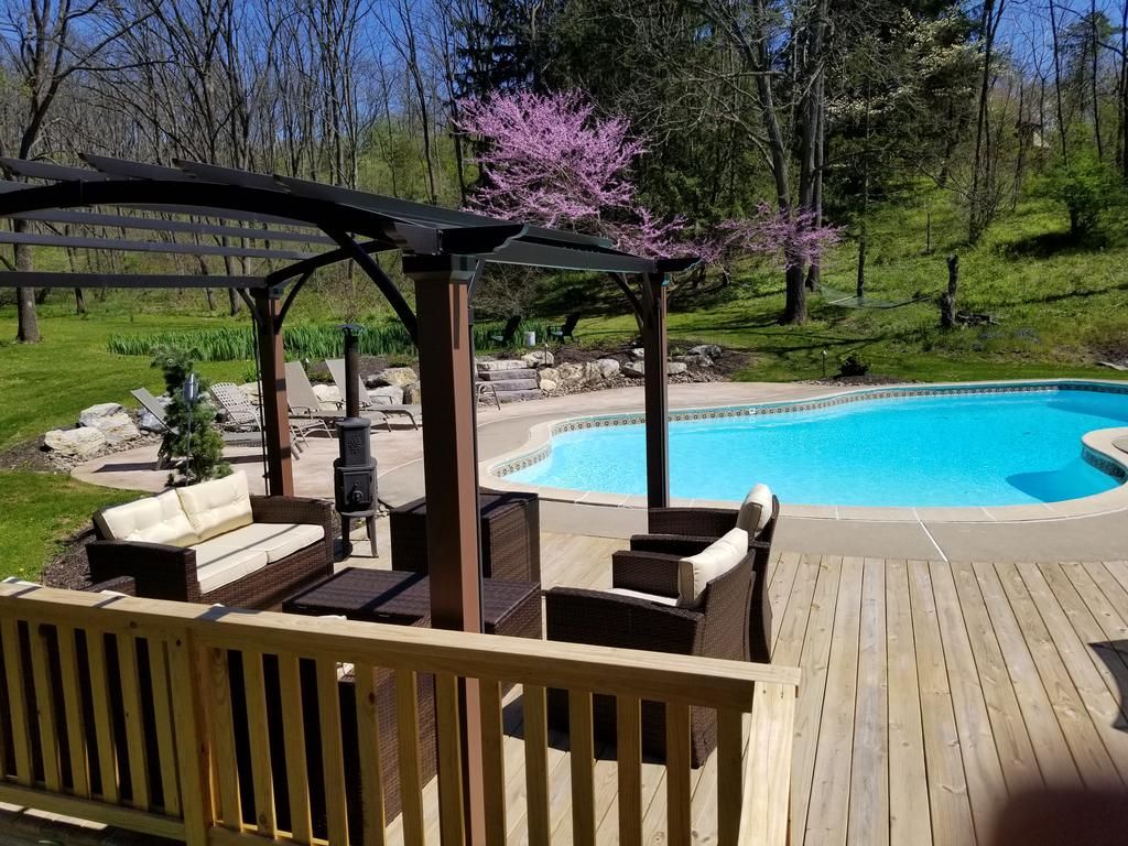 Hawk Mountain Bed & Breakfast