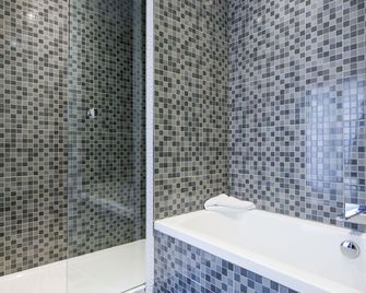 Hotel Nice Excelsior - Nizza - Bad