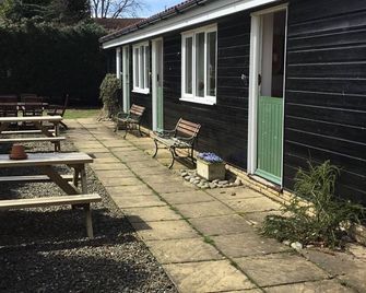 Studio apartment - Kingfisher - Consett - Patio