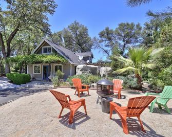 Country Home, Beautiful acreage, large creek - Lincoln - Patio