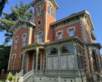 Upjohn - Kalamazoo - Building