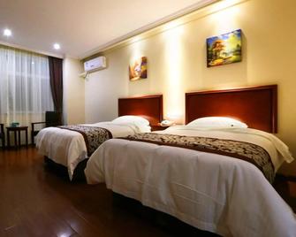 Green Tree Inn Anhui Bengbu Agricultural Machinery Market Changping Street Business Hotel - Bengbu - Bedroom