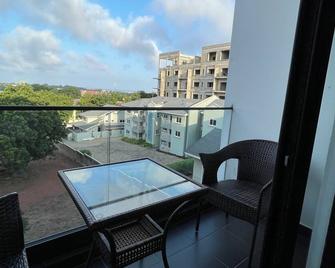 Nukville Studio at Embassy Gardens - Accra - Balcony