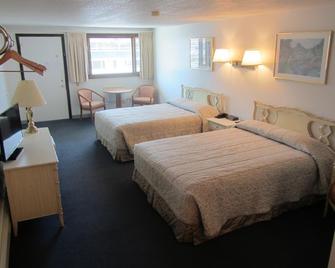 Green Dolphin Motel - Old Orchard Beach - Bedroom